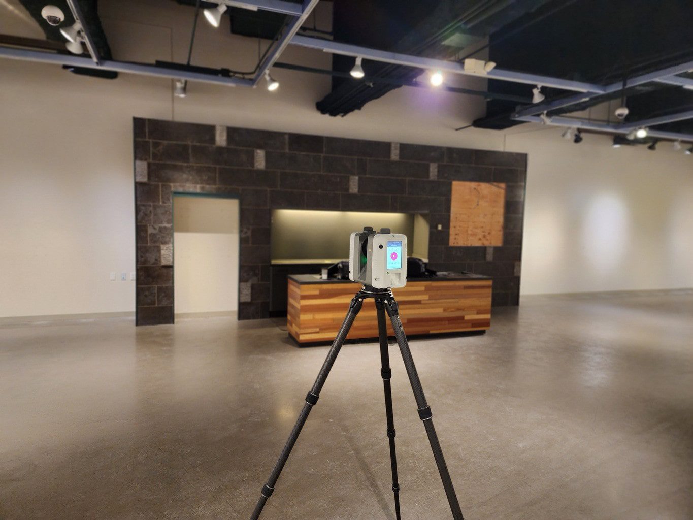 Retail space laser scanning Phoenix AZ — as-built floor plan and fixture layout documentation
