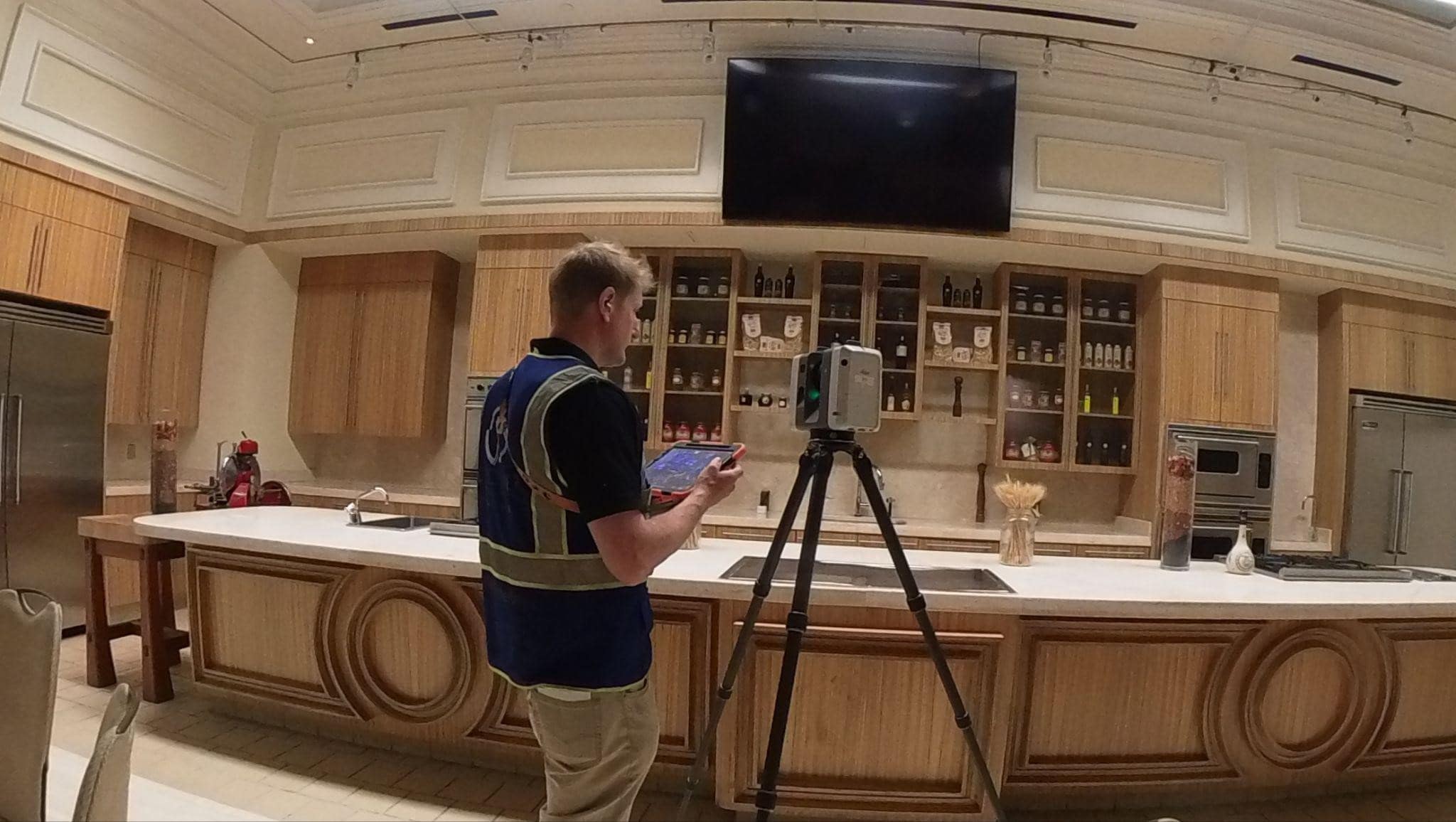 3D laser scanning of a high-end kitchen for accurate as-built documentation and BIM modeling.